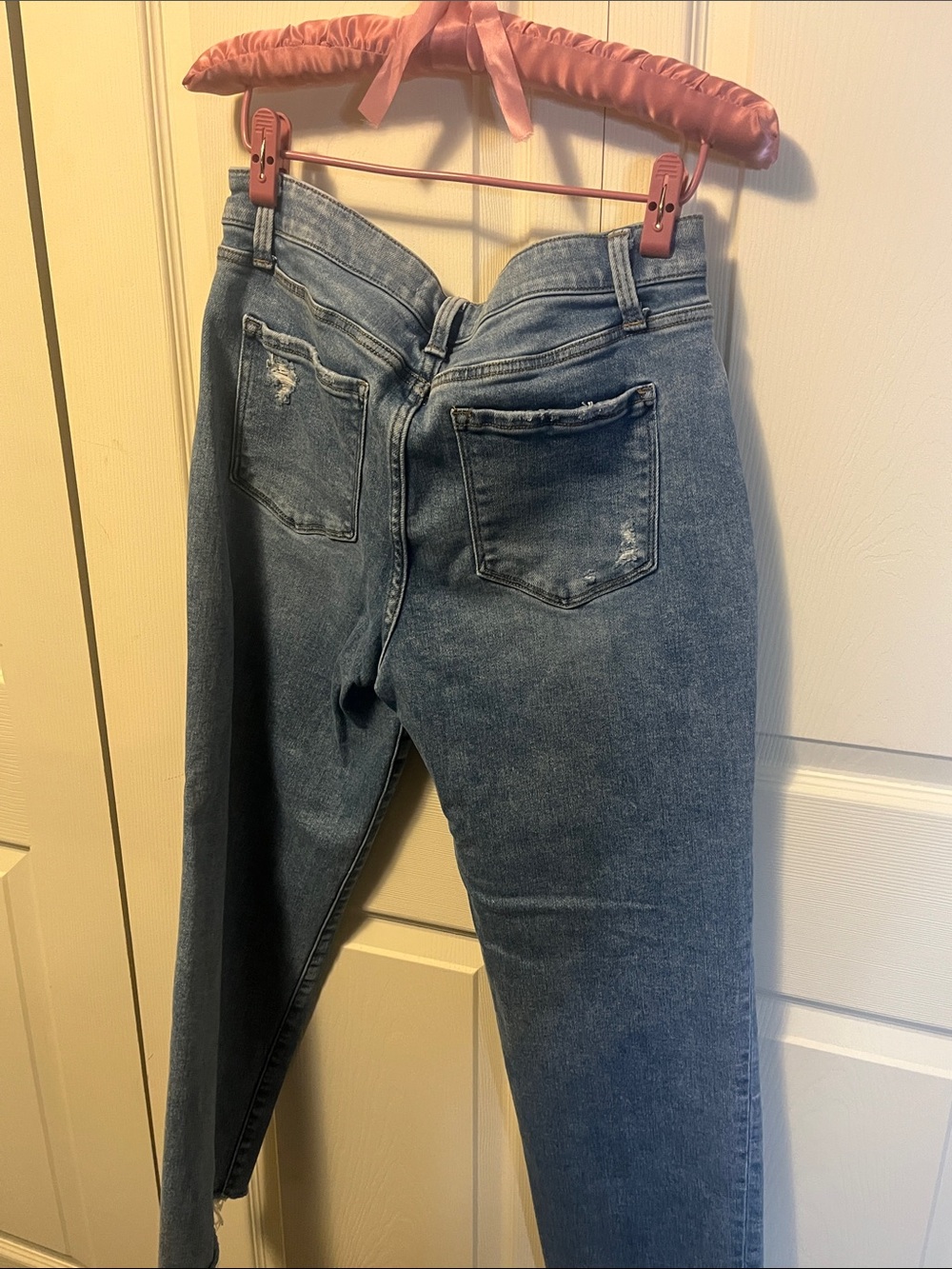 High-Rise Cropped Straight Jeans in Washed Blue - Picture 6 of 6